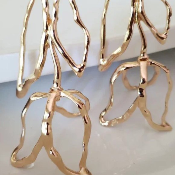 ✨Anthro Tulip Earrings✨ - Picture 6 of 10